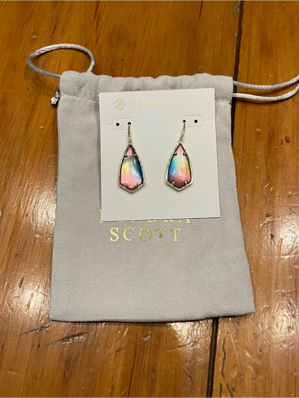 Kendra Scott Gold-Tone Iridescent Pink Blue Gradient Elle Drops